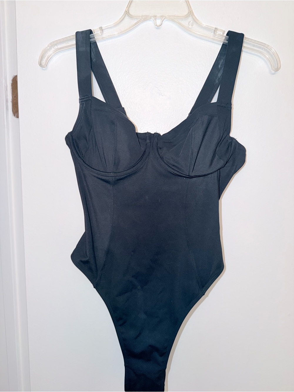 TA3 Sculpting One-Piece Swimsuit / Bodysuit - Black
- Size Medium (B/C Cup)